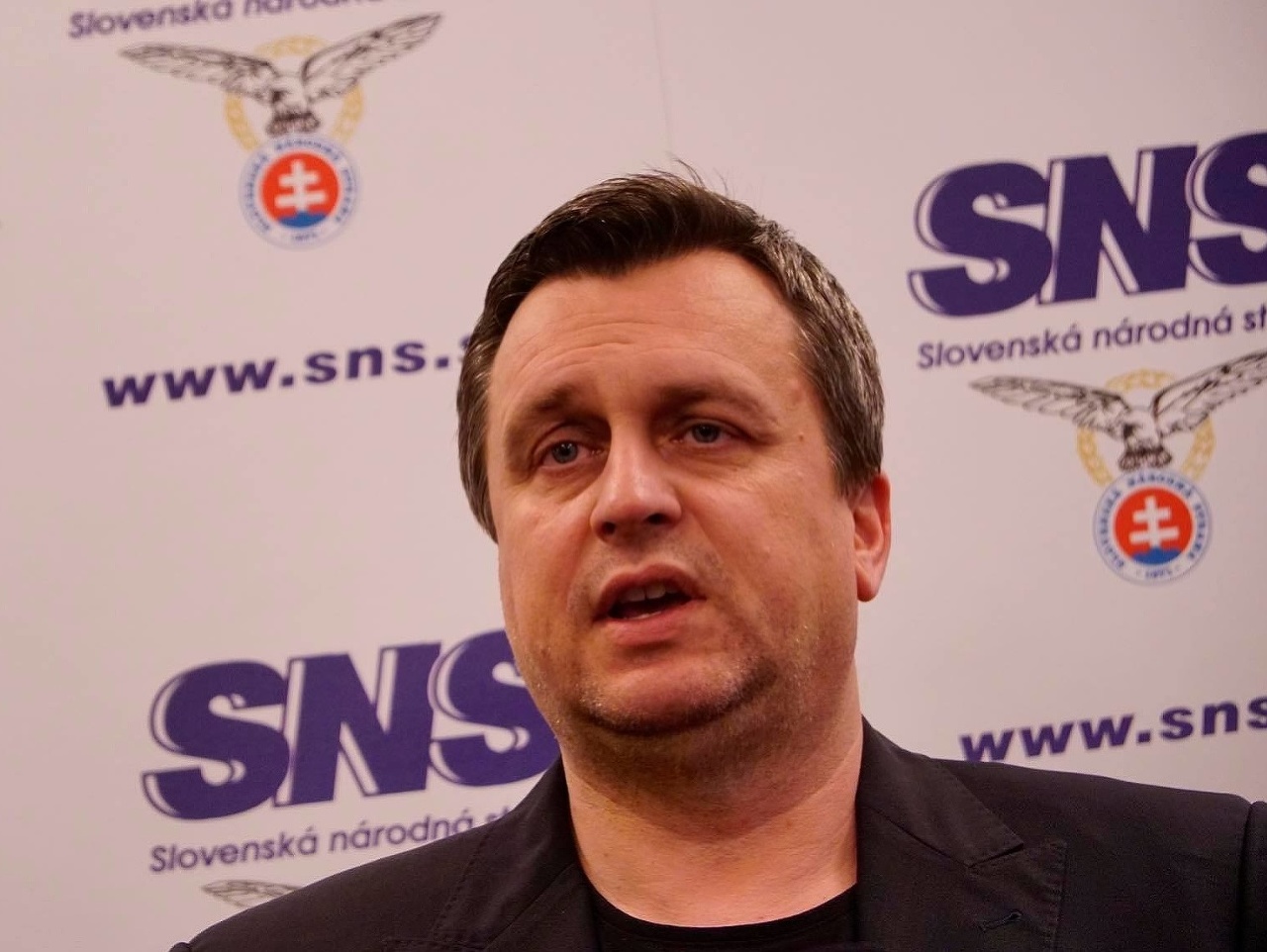 Predseda mimoparlamentnej SNS Andrej Danko