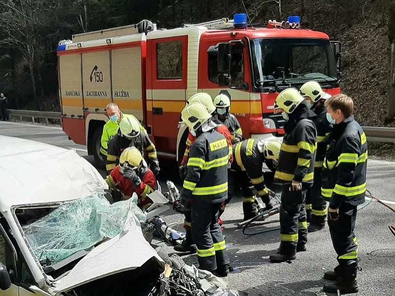 Na Donovaloch došlo k tragickej dopravnej nehode