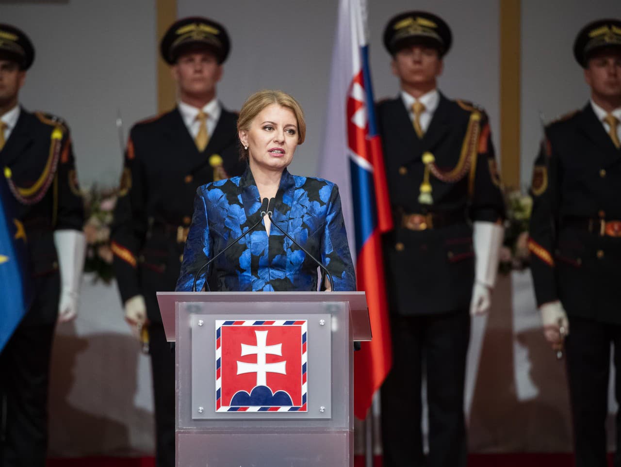 Na snímke prezidentka Zuzana Čaputová počas slávnostného ceremoniálu udeľovania štátnych vyznamenaní