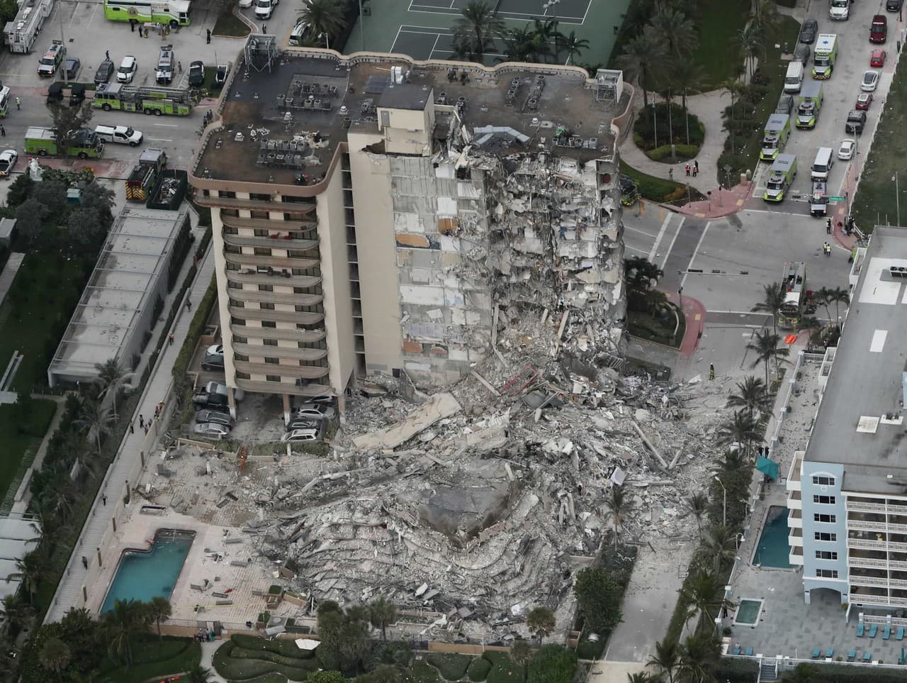 Zrútenie budovy na Floride 