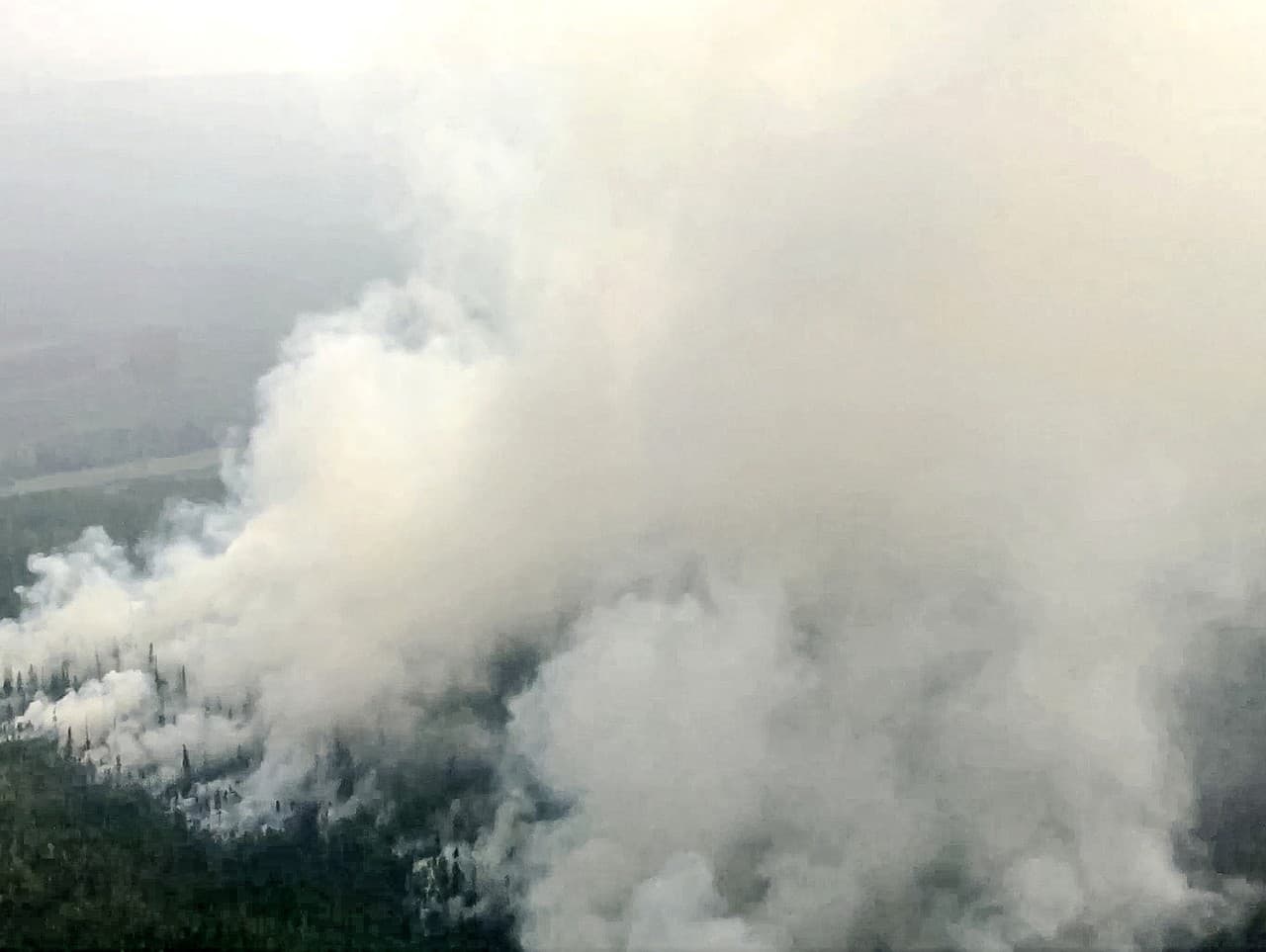 Hasiči bojujú s požiarmi na Sibíri a Ďalekom východe