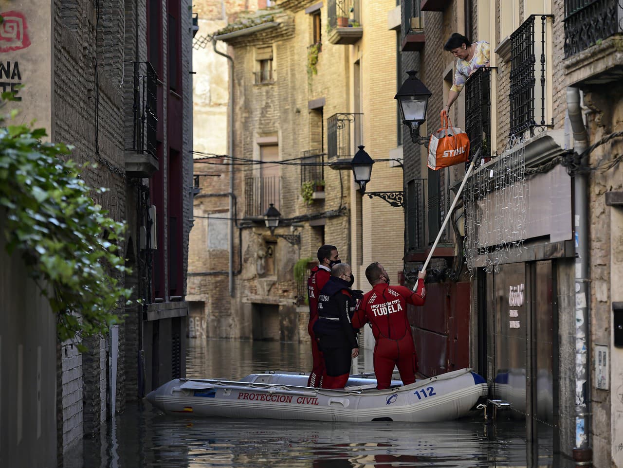 Intenzívne dažde spôsobili záplavy na severe Španielska