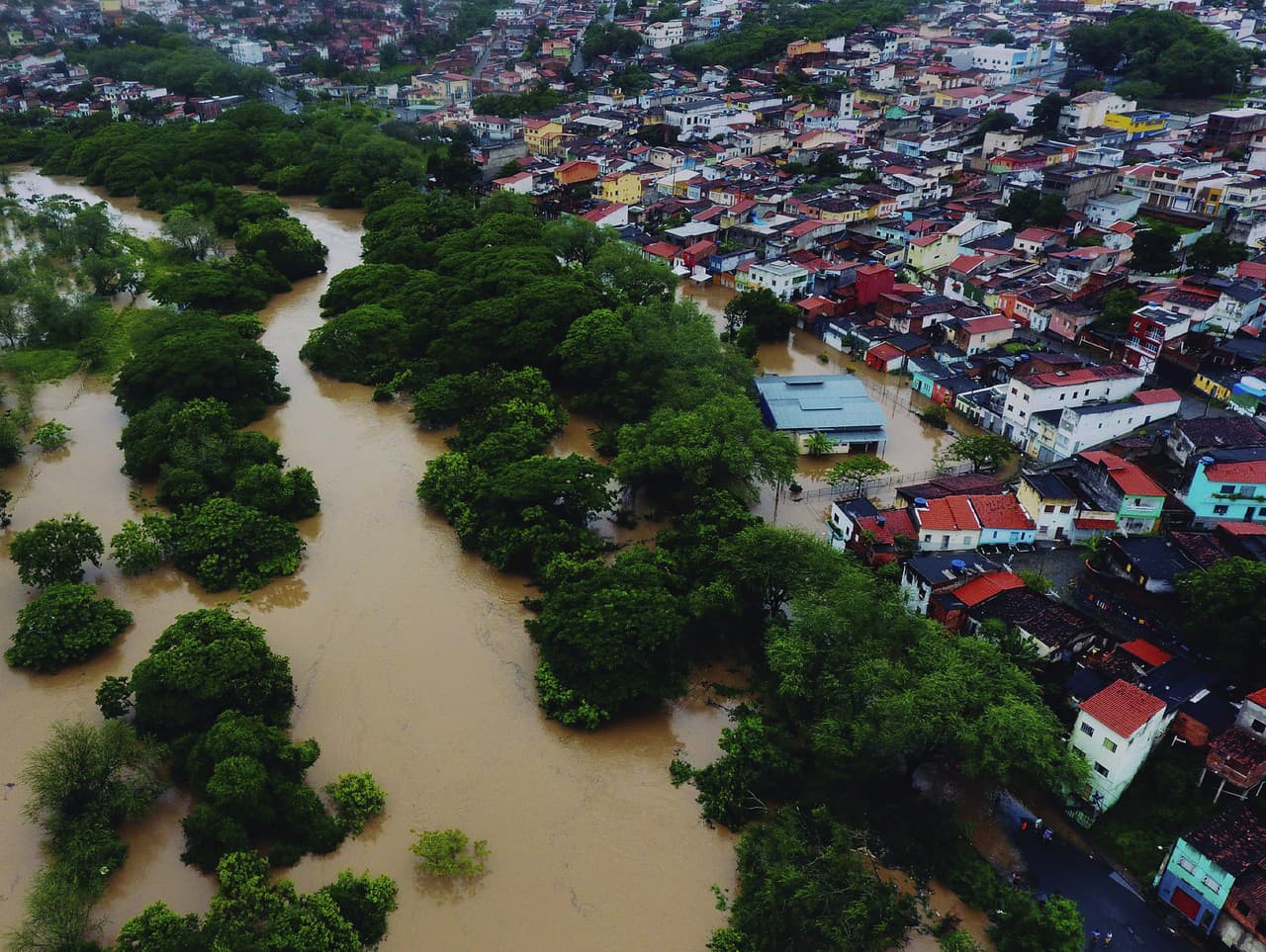 Brazília bojuje s rozsiahlymi záplavami