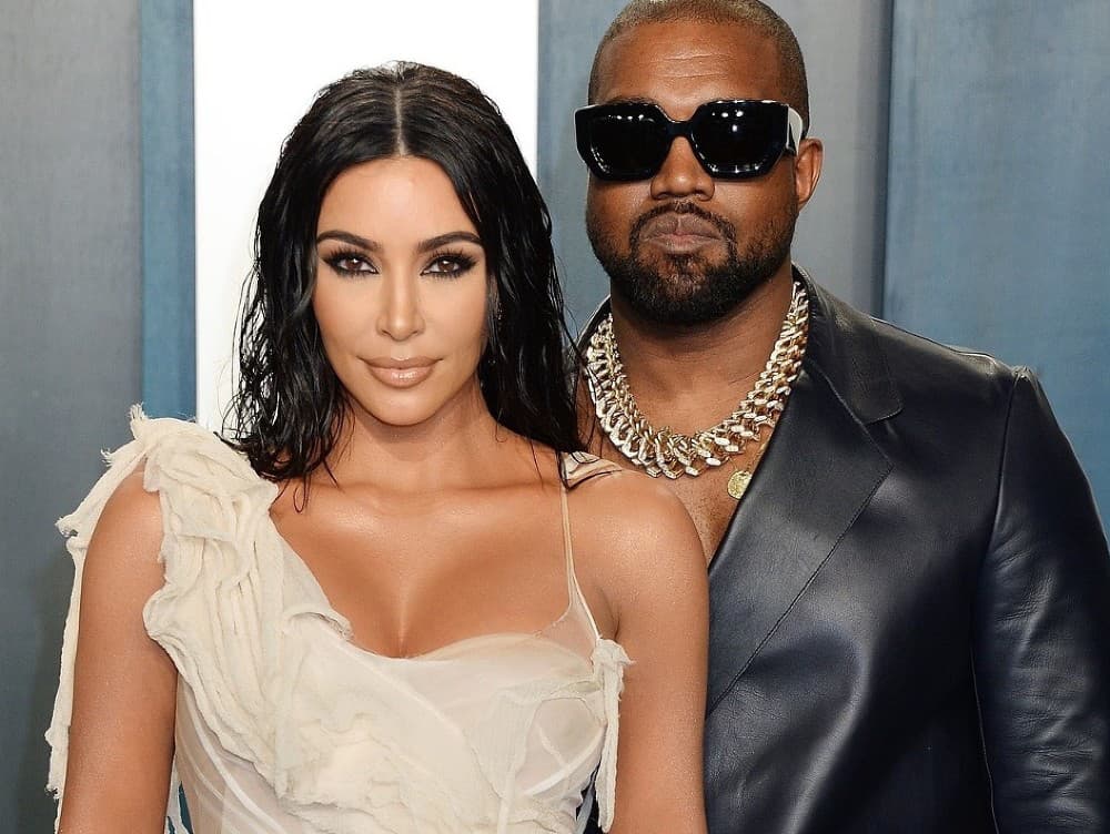 Láska medzi Kim Kardashian a Kanye Westom je už minulosťou. 