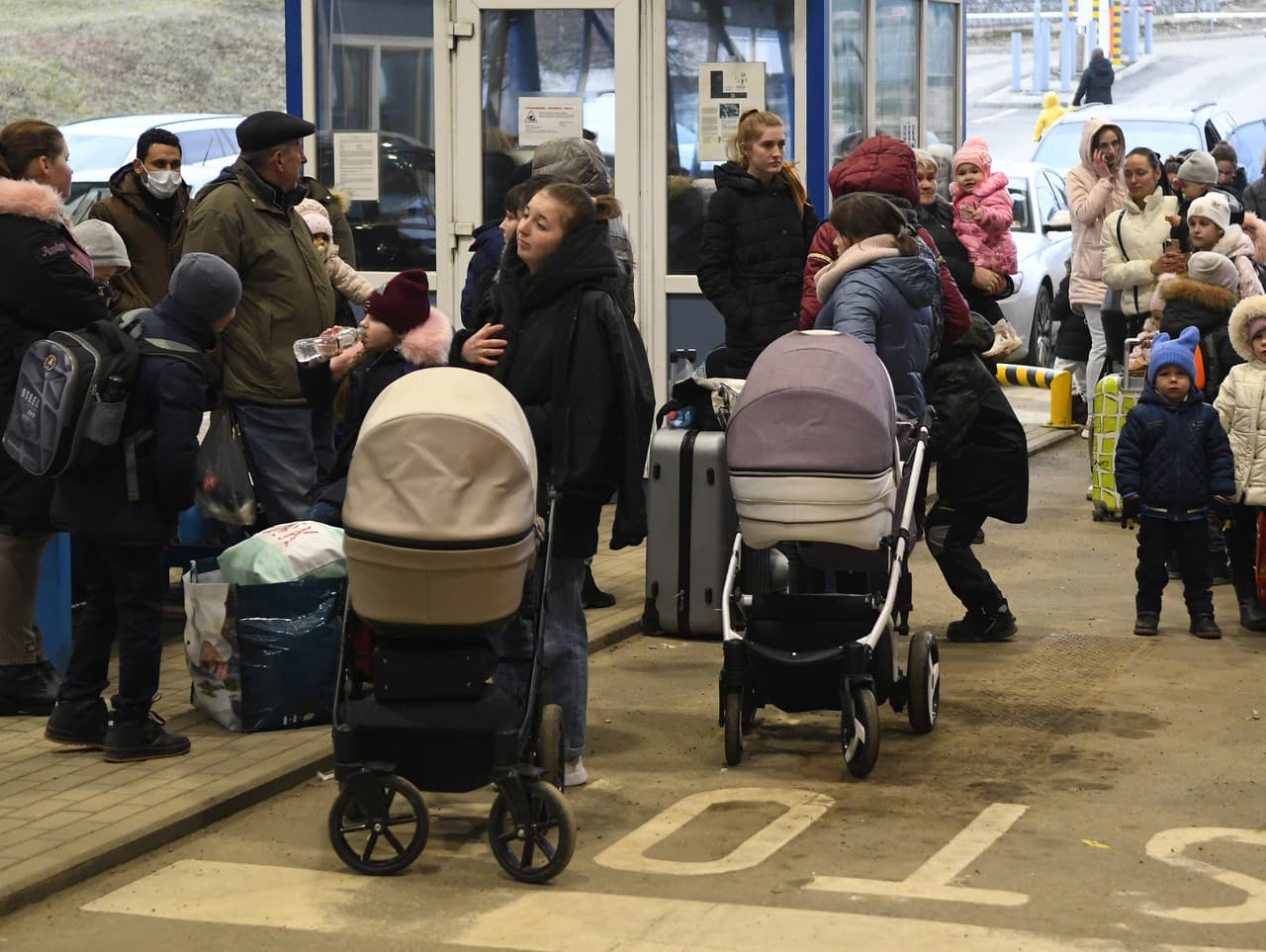 Ukrajinskí migranti na slovensko-ukrajinskej hranici.