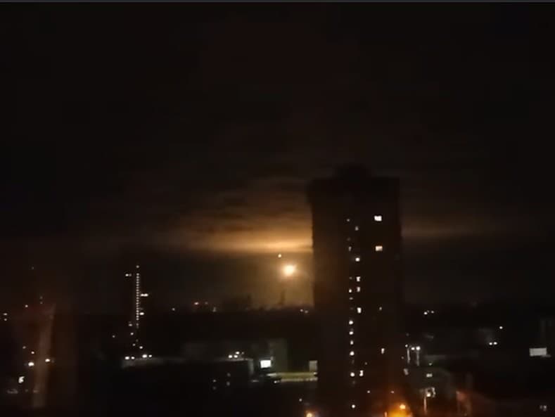 Kyjev zasiahli rakety. 
