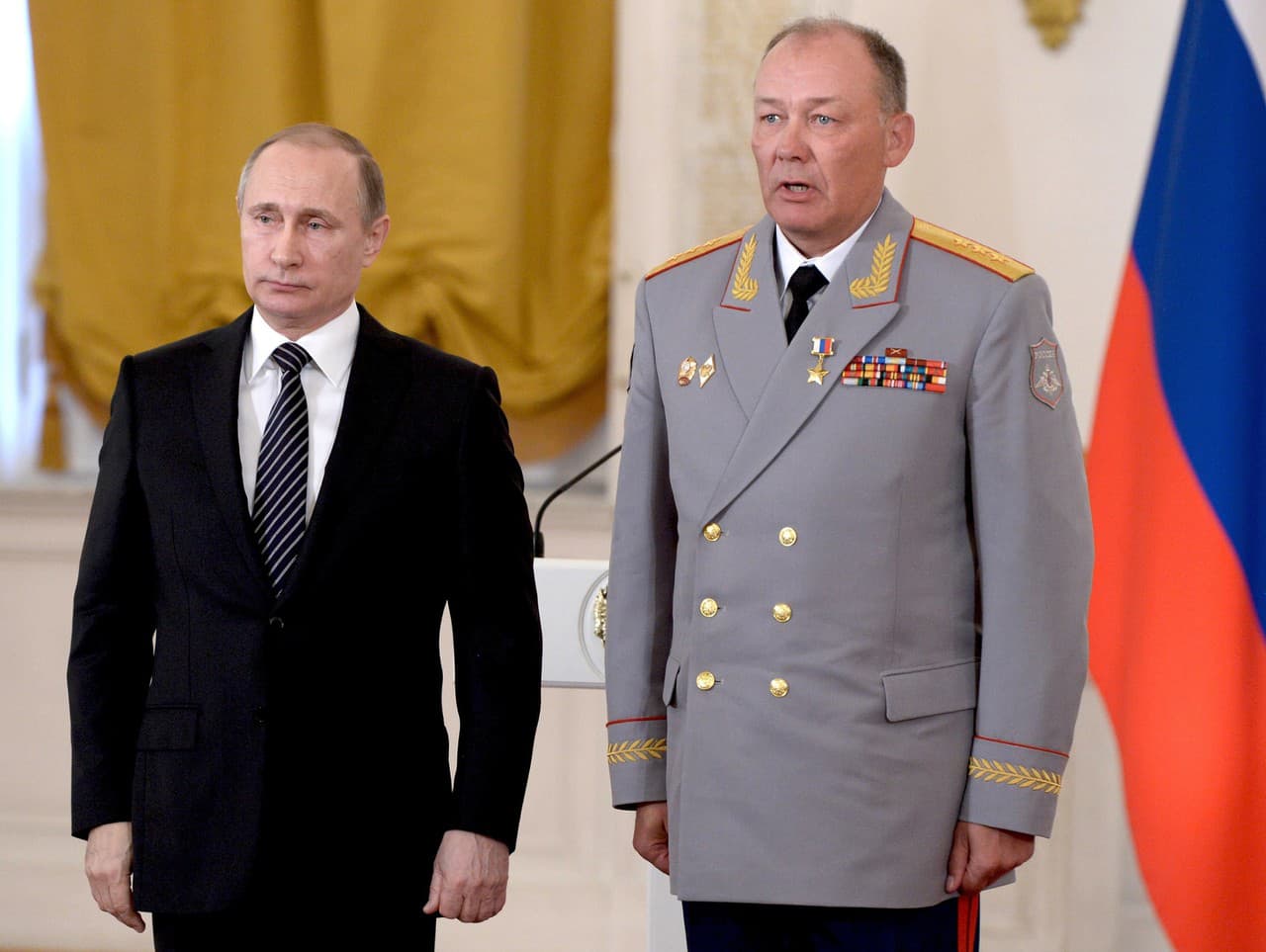 Vladimír Putin a Alexander Dvornikov