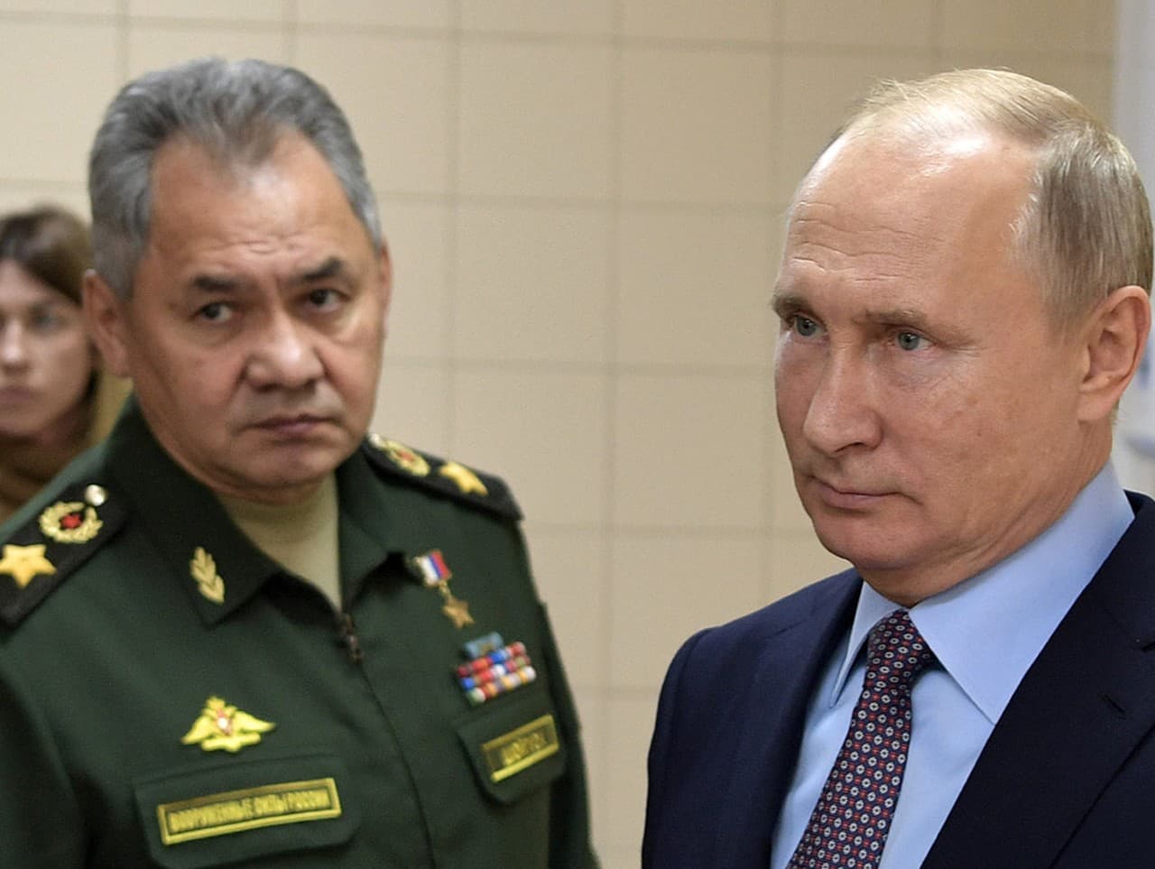 Ruský minister obrany Sergej Šojgu a prezident Ruskej federácie Vladimír Putin.