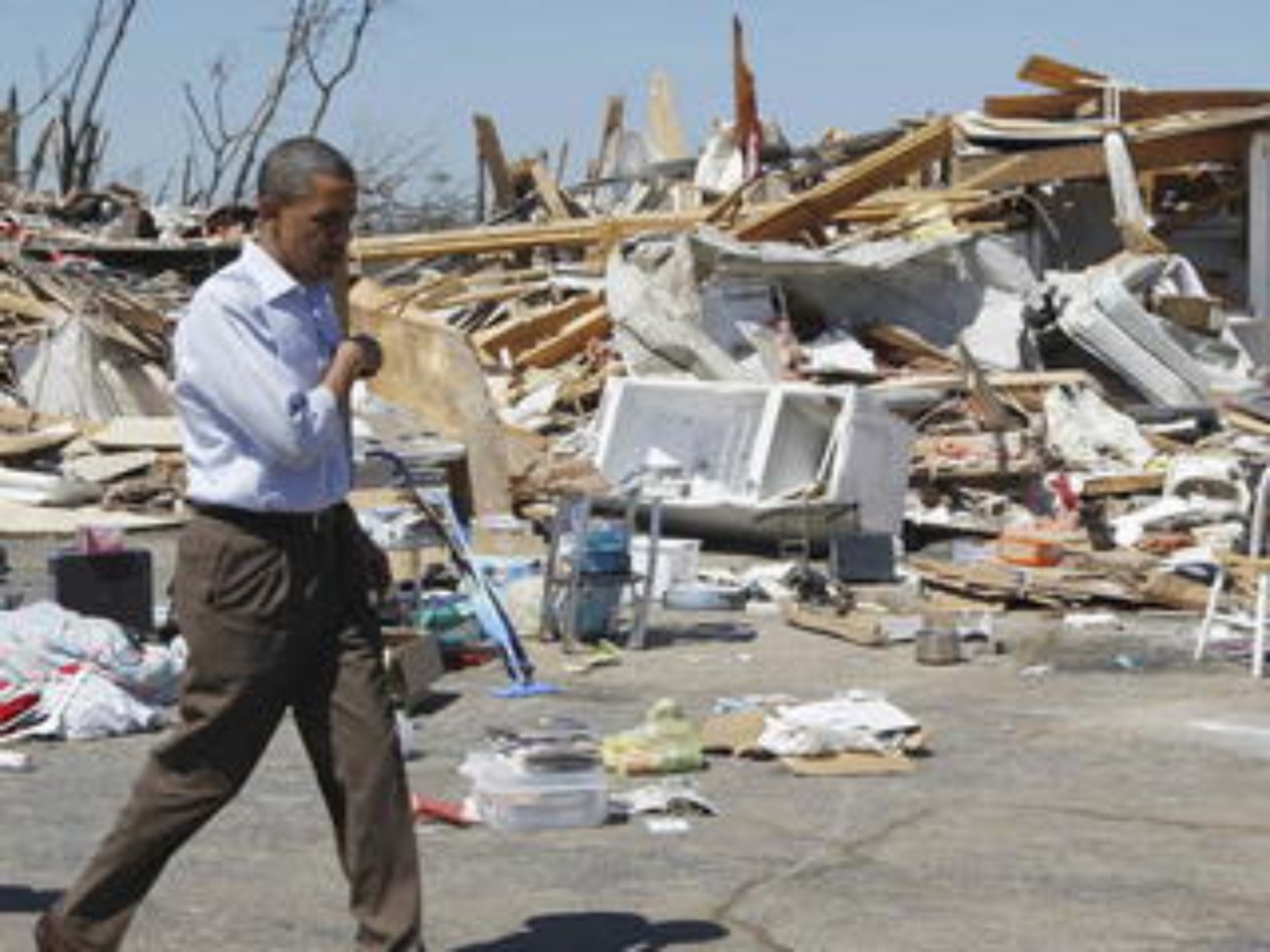Prezident Obama na návšteve zničeného mesta Tuscaloosa