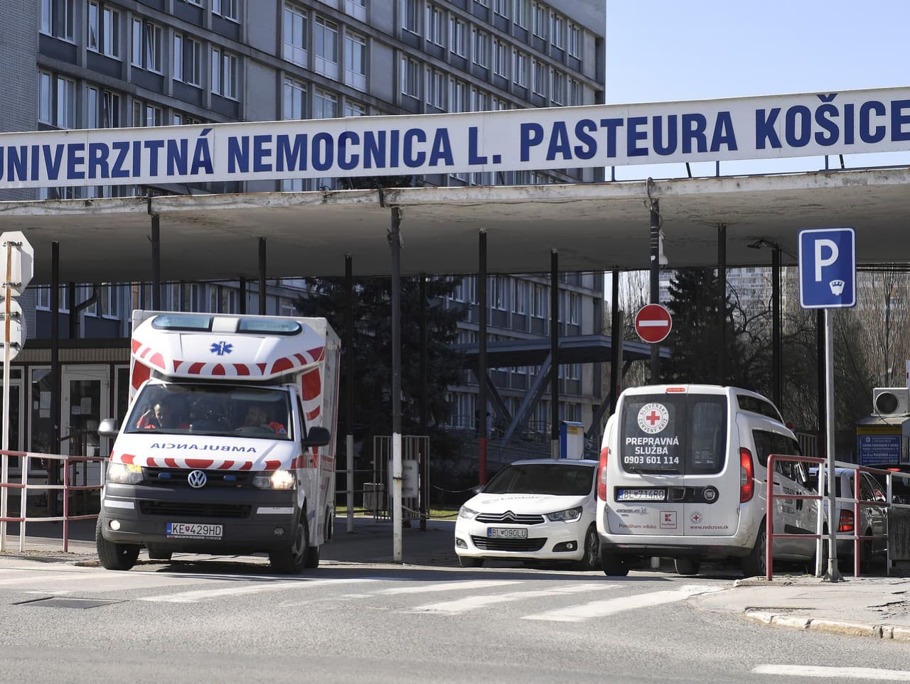 Univerzitná nemocnica L. Pasteura Košice, pod ktorú DFN spadá