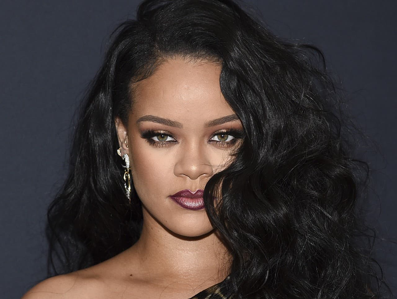 Rihanna zverejnila video, na ktorom vidno jej 7-mesačného synčeka. 