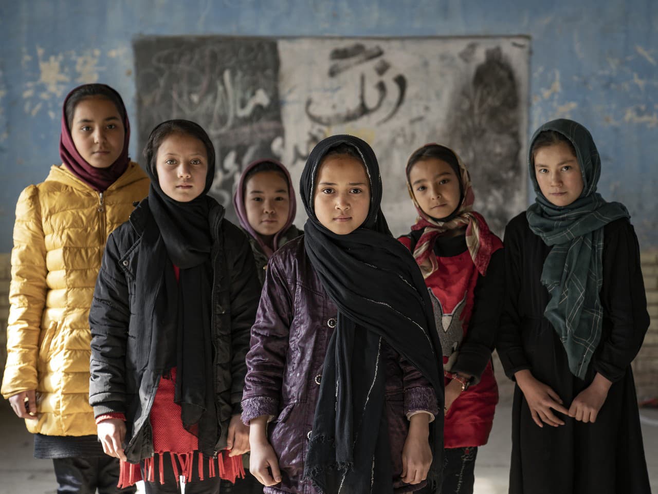Afganské vládnuce hnutie Taliban zakázalo ženám navštevovať univerzity