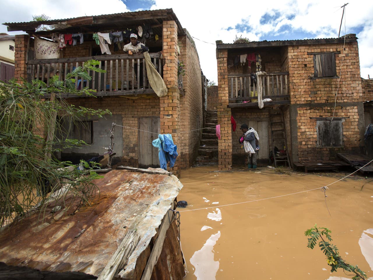  Tropická cyklóna na Madagaskare spôsobila povodne a zosuvy pôdy