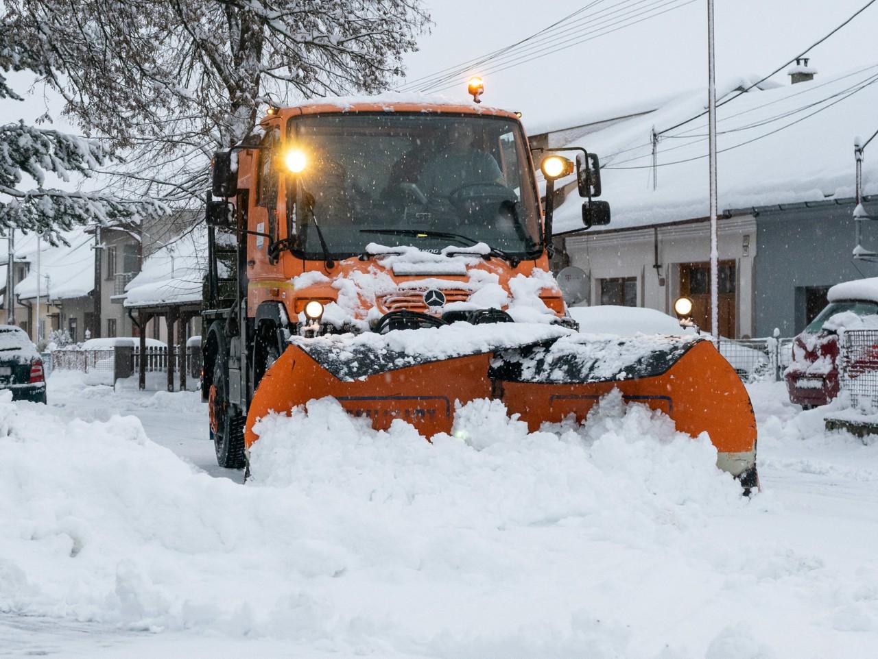 Slovensko zasiahla snehová kalamita