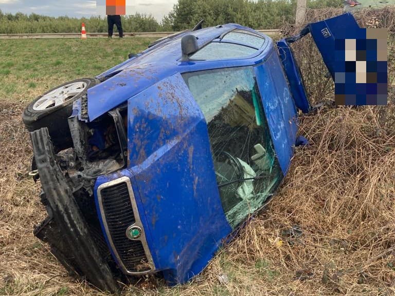 Na diaľnici D2 v smere z Česka na Malacky sa stala nehoda