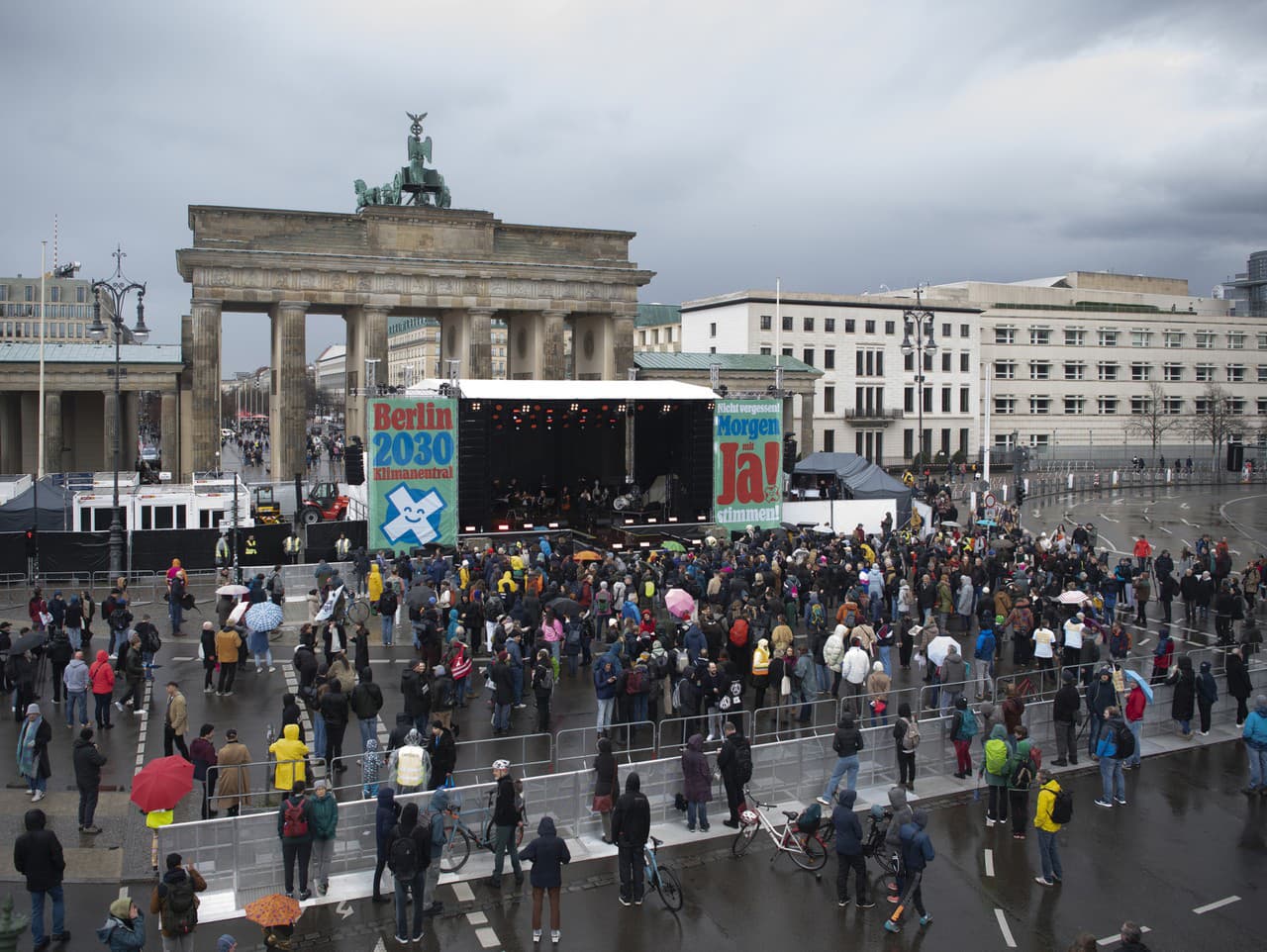 Referendum v Berlíne za dosiahnutie klimatickej neutrality v skoršom termíne