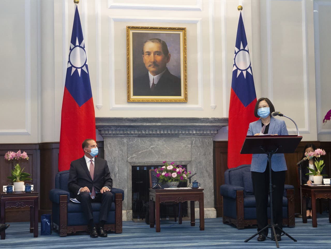 Americký minister zdravotníctva Alex Azar pri stretnutí s prezidentkou Taiwanu