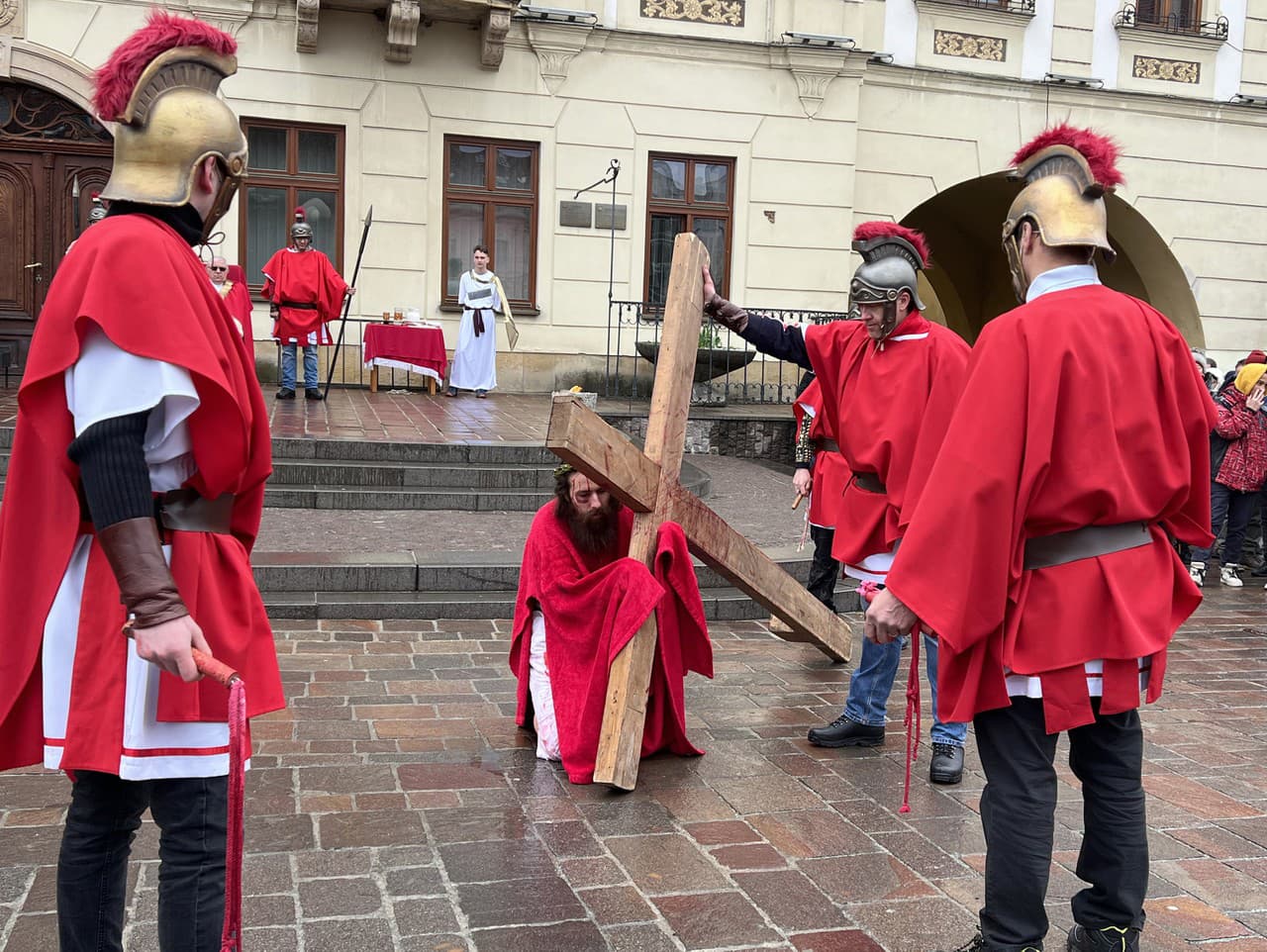 Živá krížová cesta na Veľký piatok v Prešove 
