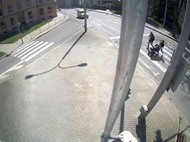 Desivá nehoda na priechode pre chodcov v českej Jihlave