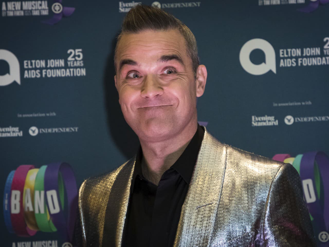 Robbie Williams celý život bojuje so svojou váhou.