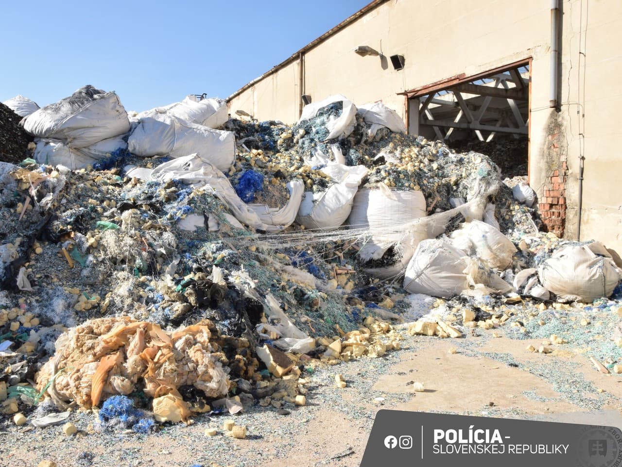 Slovák mal voziť tisíce ton odpadu z Talianska