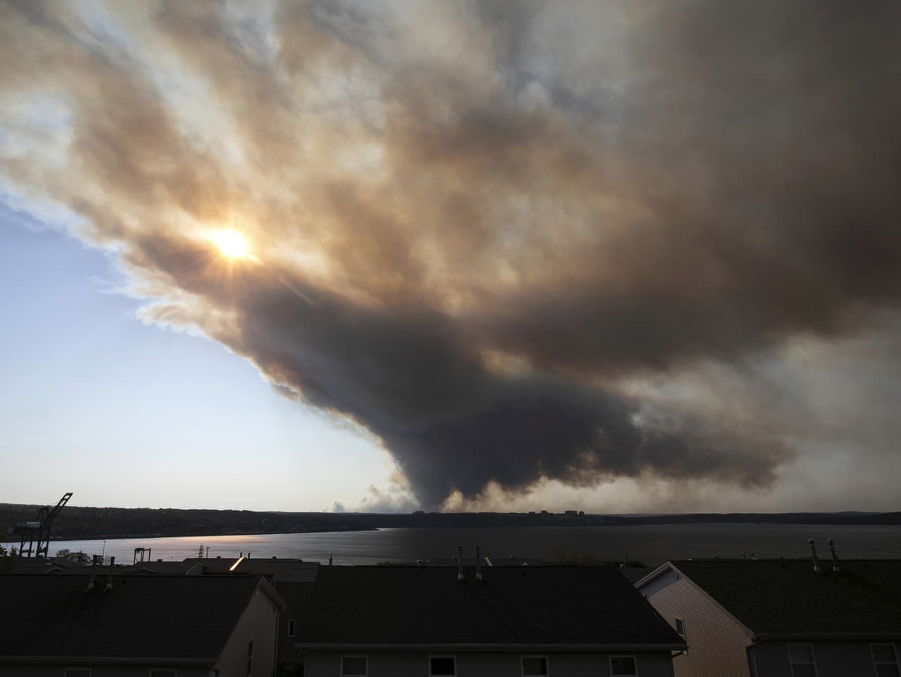 Lesné požiare v Novom Škótsku.