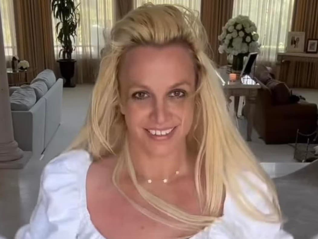 Britney Spears podľa blízkych svoj život vôbec nemá pod kontrolou.