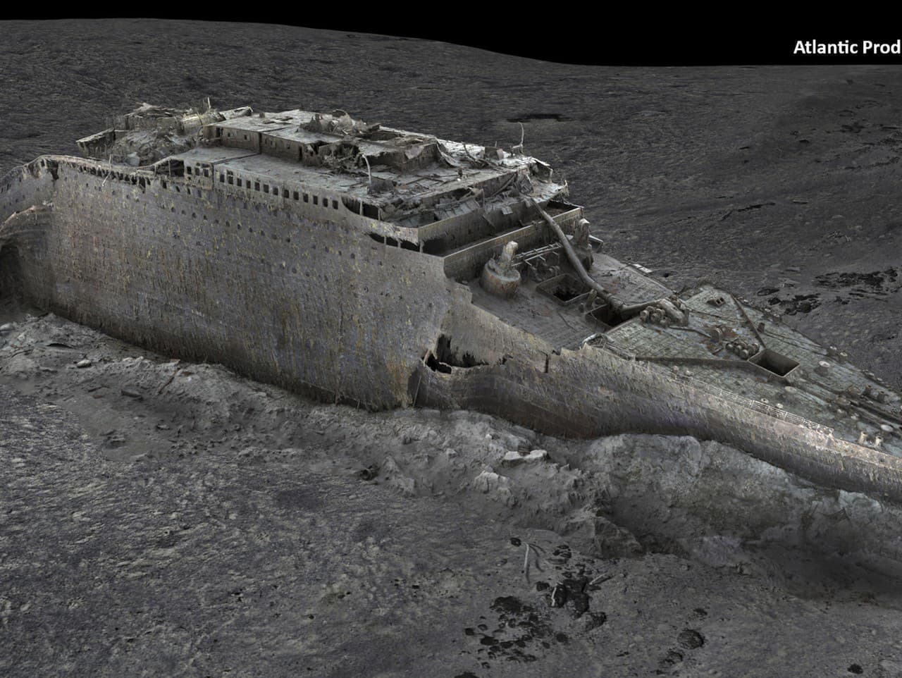 Na ceste k vraku Titanicu sa stratila ponorka.