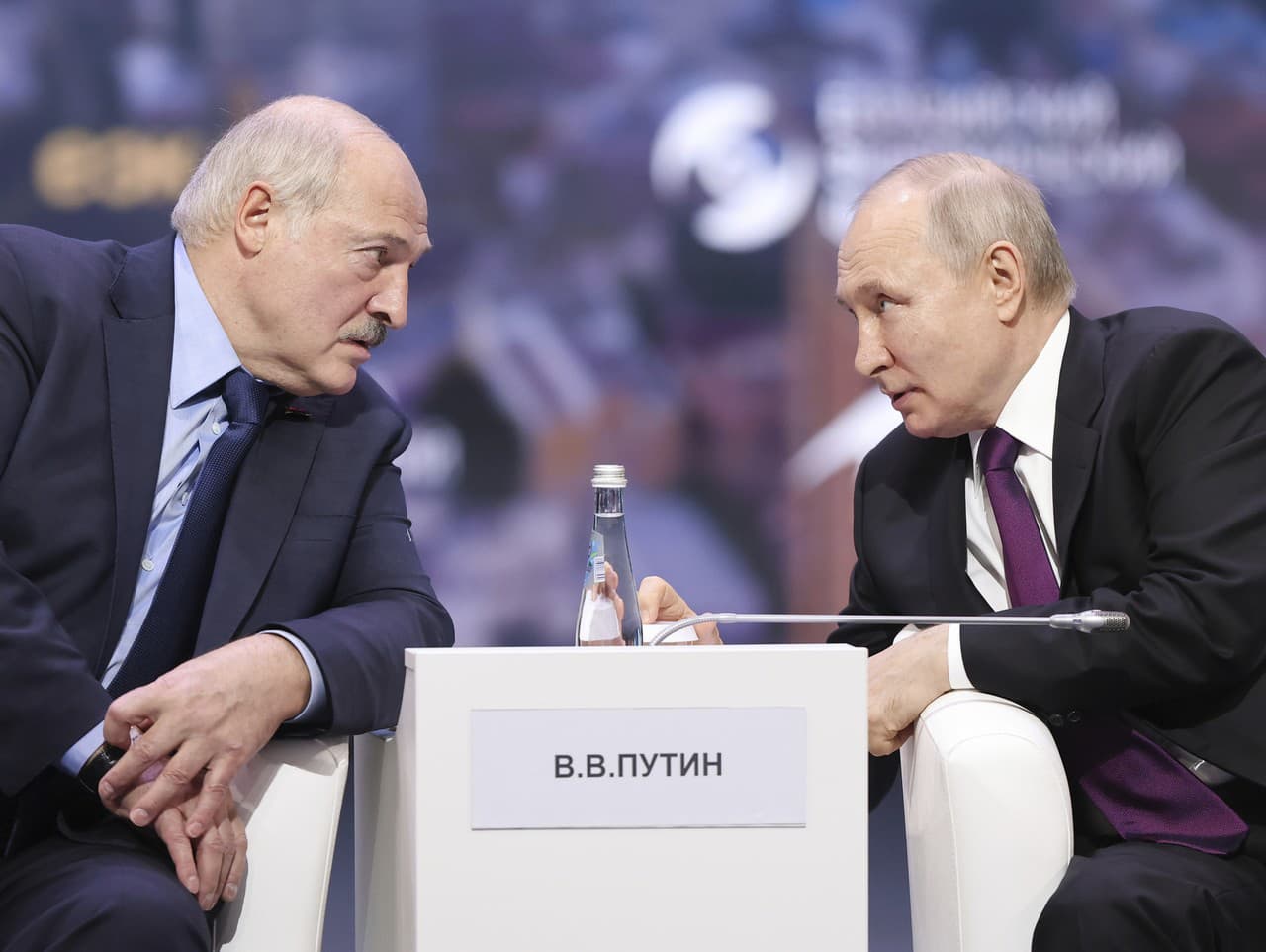 Ruský prezident Vladimir Putin a bieloruský prezident Alexander Lukašenko
