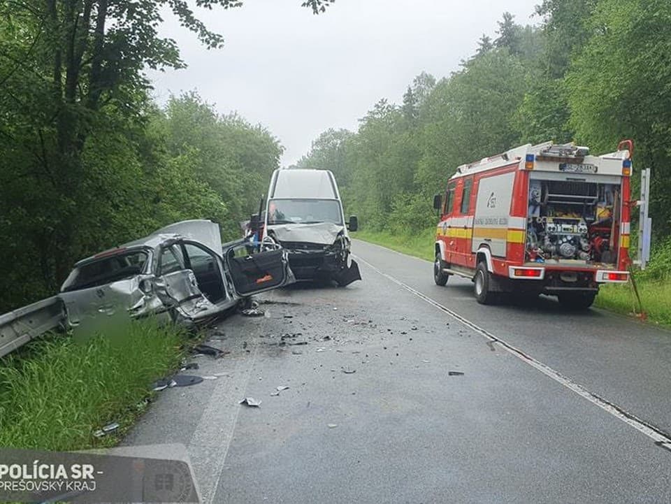 Dopravná nehoda na ceste z Ruskej Vole do obce Obručné