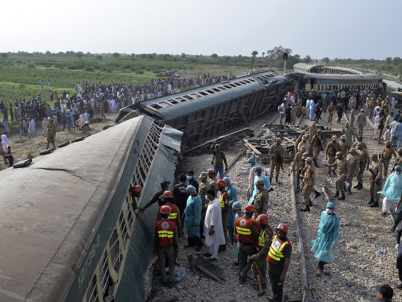 Vykoľajenie vlaku v provincii Sindh