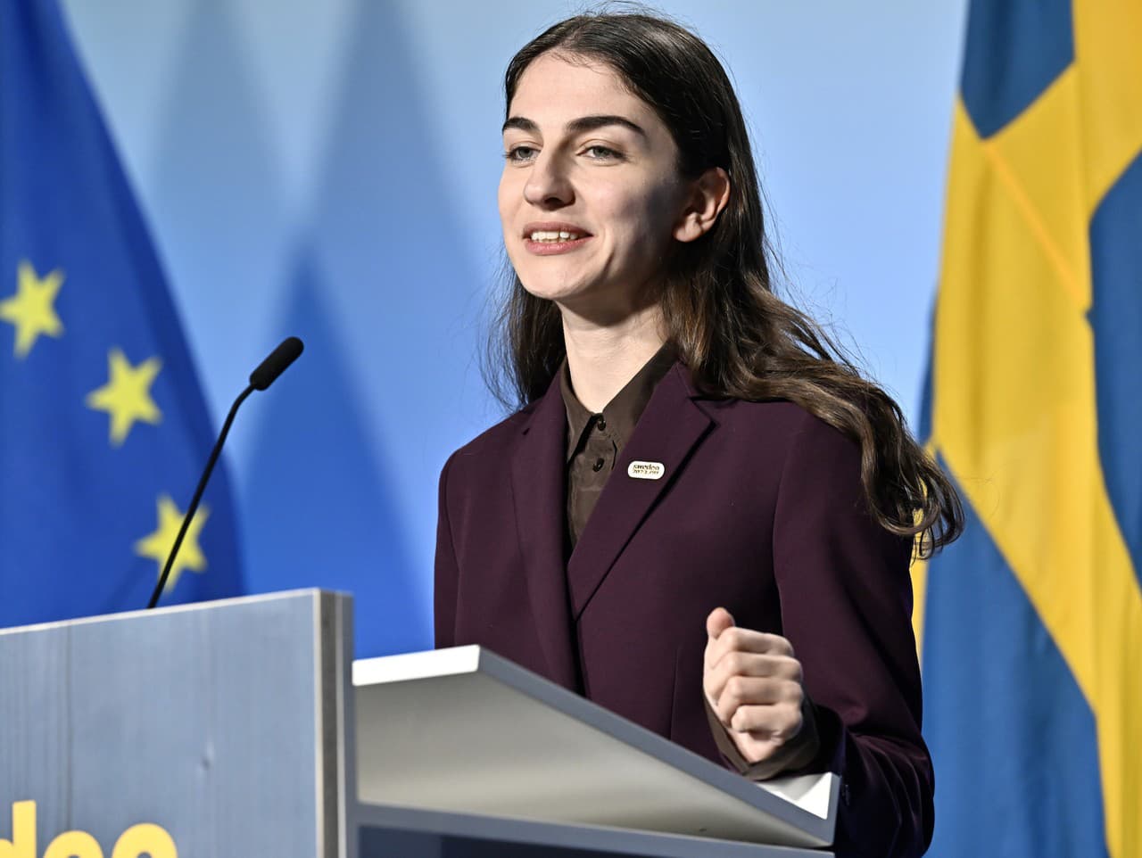 Švédska ministerka pre klímu a životné prostredie Romina Pourmokhtariová