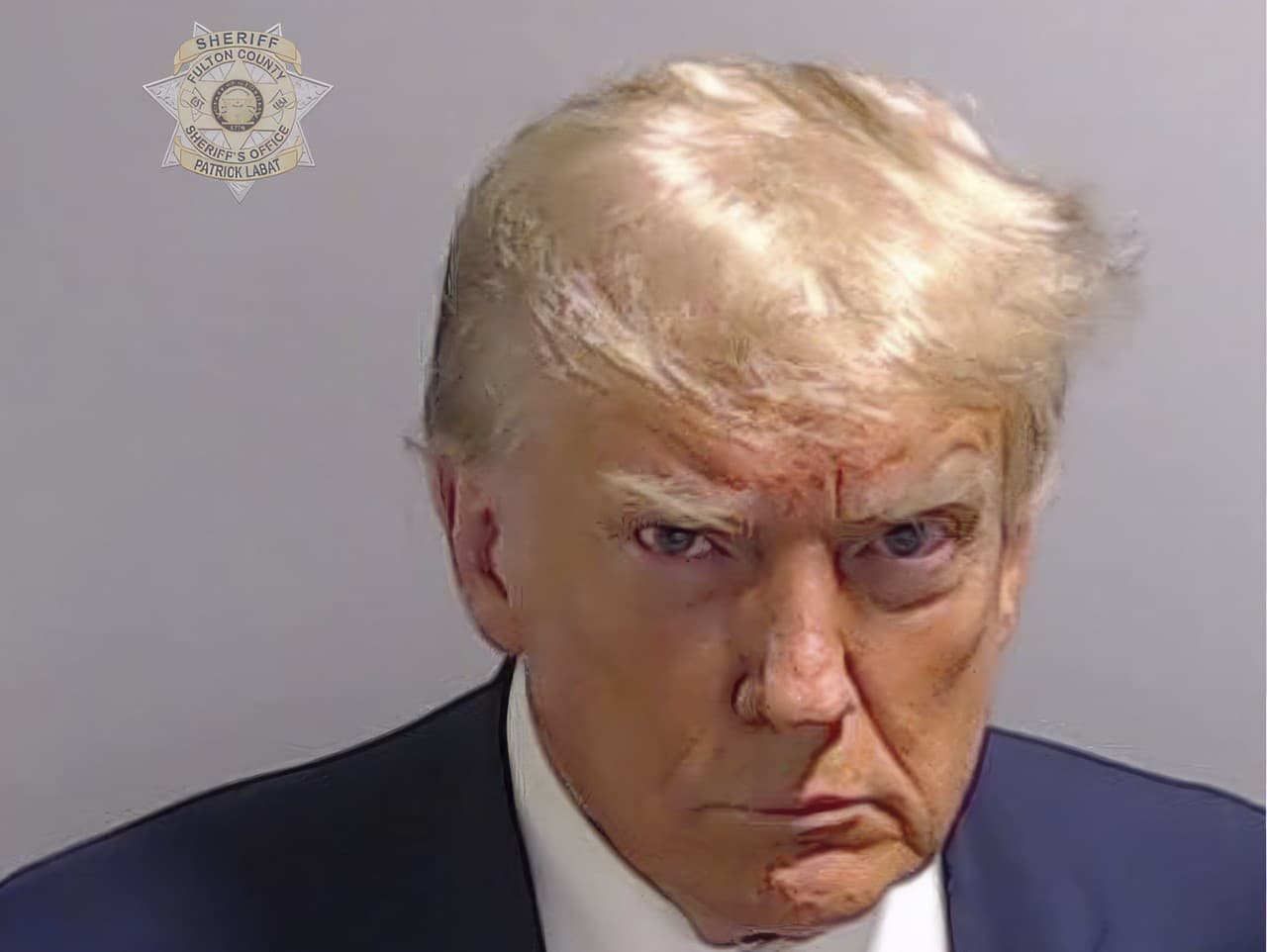 Bývalý prezident USA Donald Trump na väzenskej snímke vo Fulton County