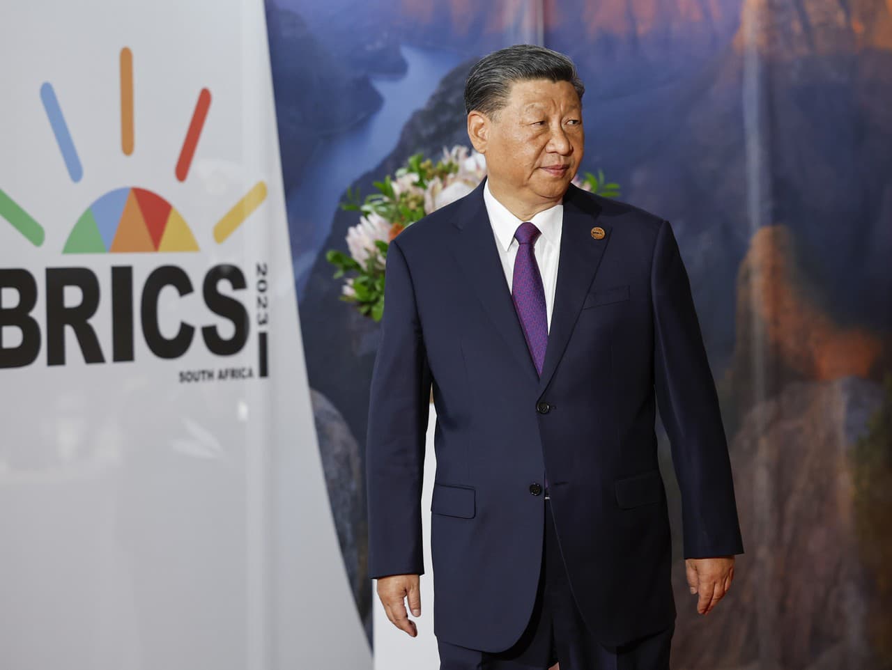 Čínsky prezident Si Ťin-pching prichádza na trojdňový summit BRICS v Johannesburgu