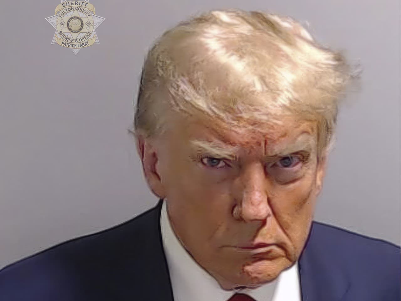 Bývalý prezident USA Donald Trump na väzenskej snímke vo Fulton County