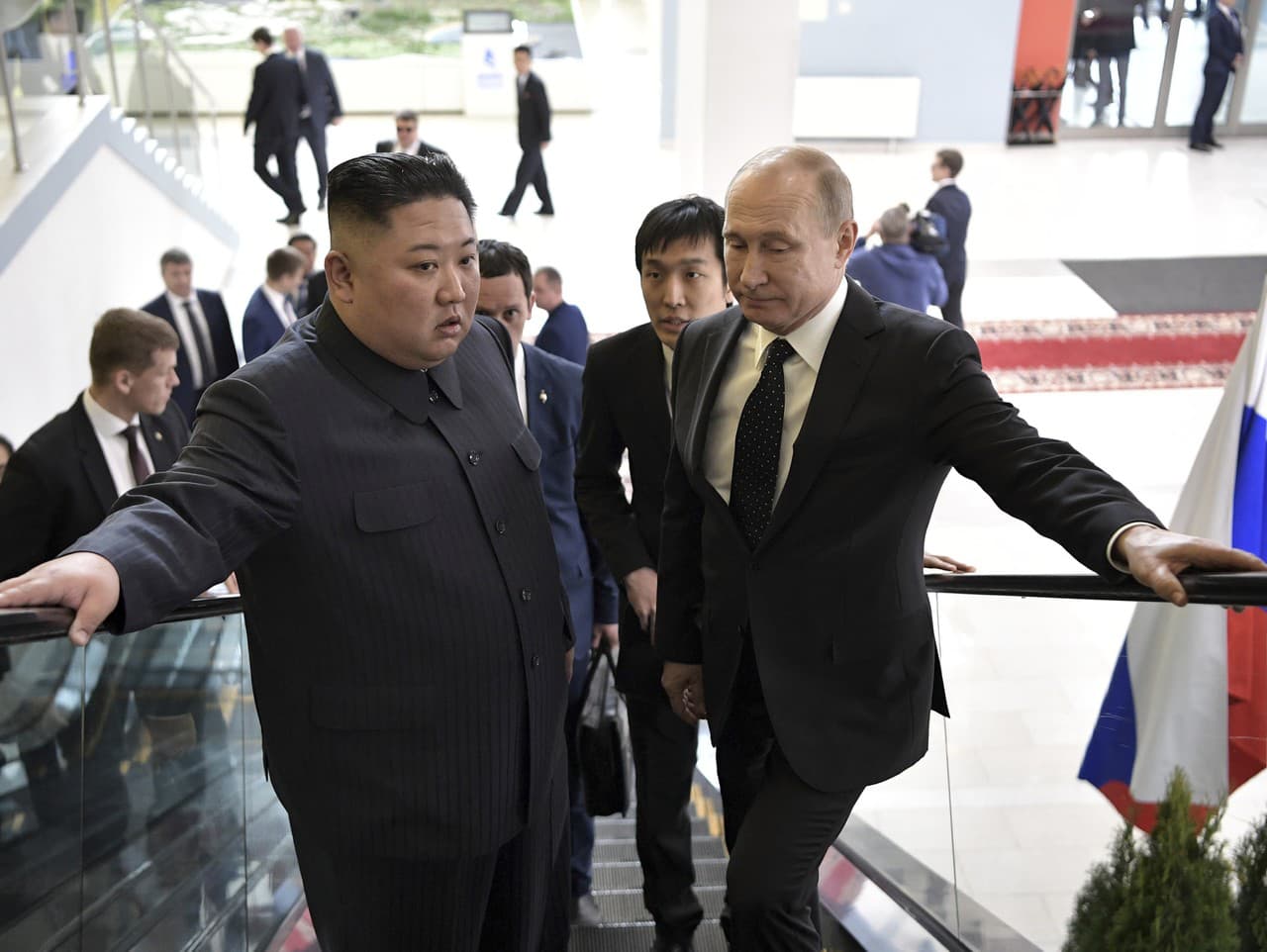 Prezident Ruskej federácie Vladimir Putin a severokórejský Kim Čong-un