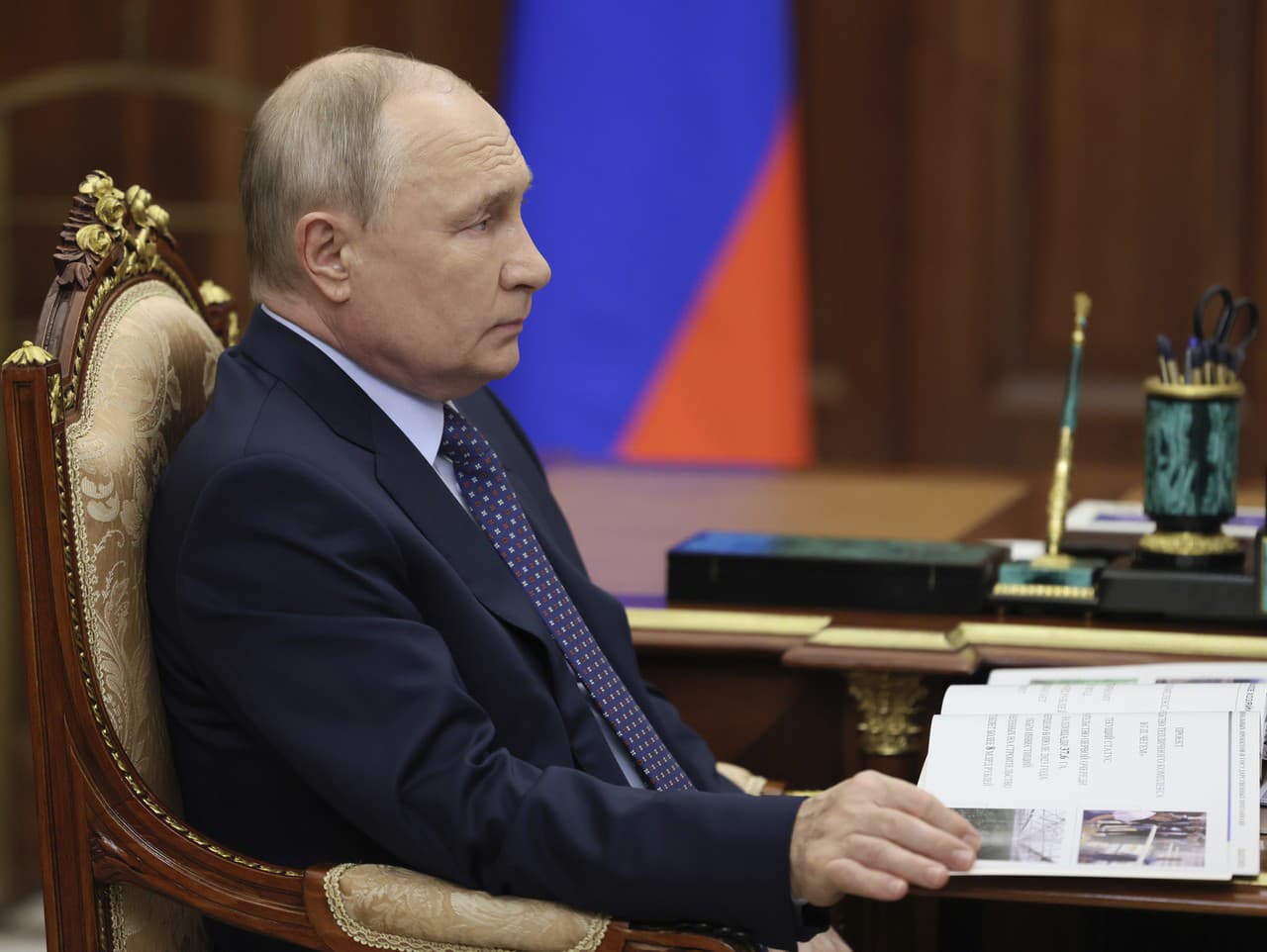 Dezinformácie o Putinovej smrti mal zámerne šíriť Kremeľ.