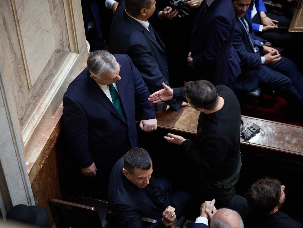 Orbán a Zelenskyj mali búrlivú debatu.
