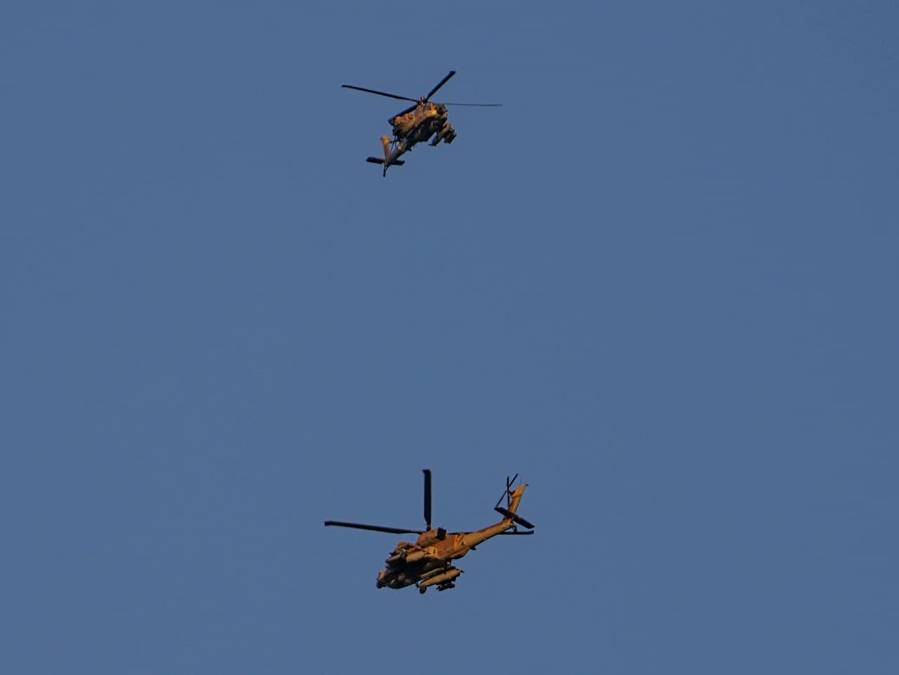 Izraelské helikoptéry nad Gazou