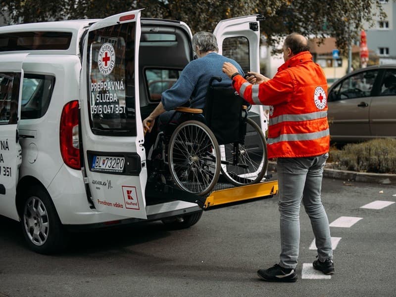 Prepravné služby Slovenského Červeného kríža sú tu aj pre vás