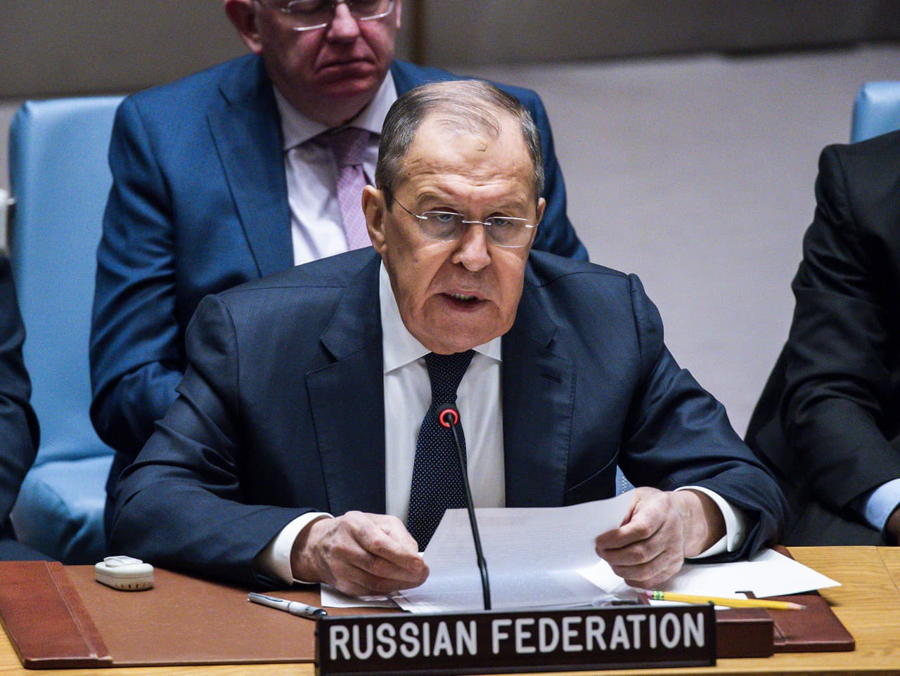 Ruský minister zahraničných vecí Sergej Lavrov hovorí k delegátom počas zasadnutia Bezpečnostnej rady v sídle OSN v pondelok 22. januára 2024.