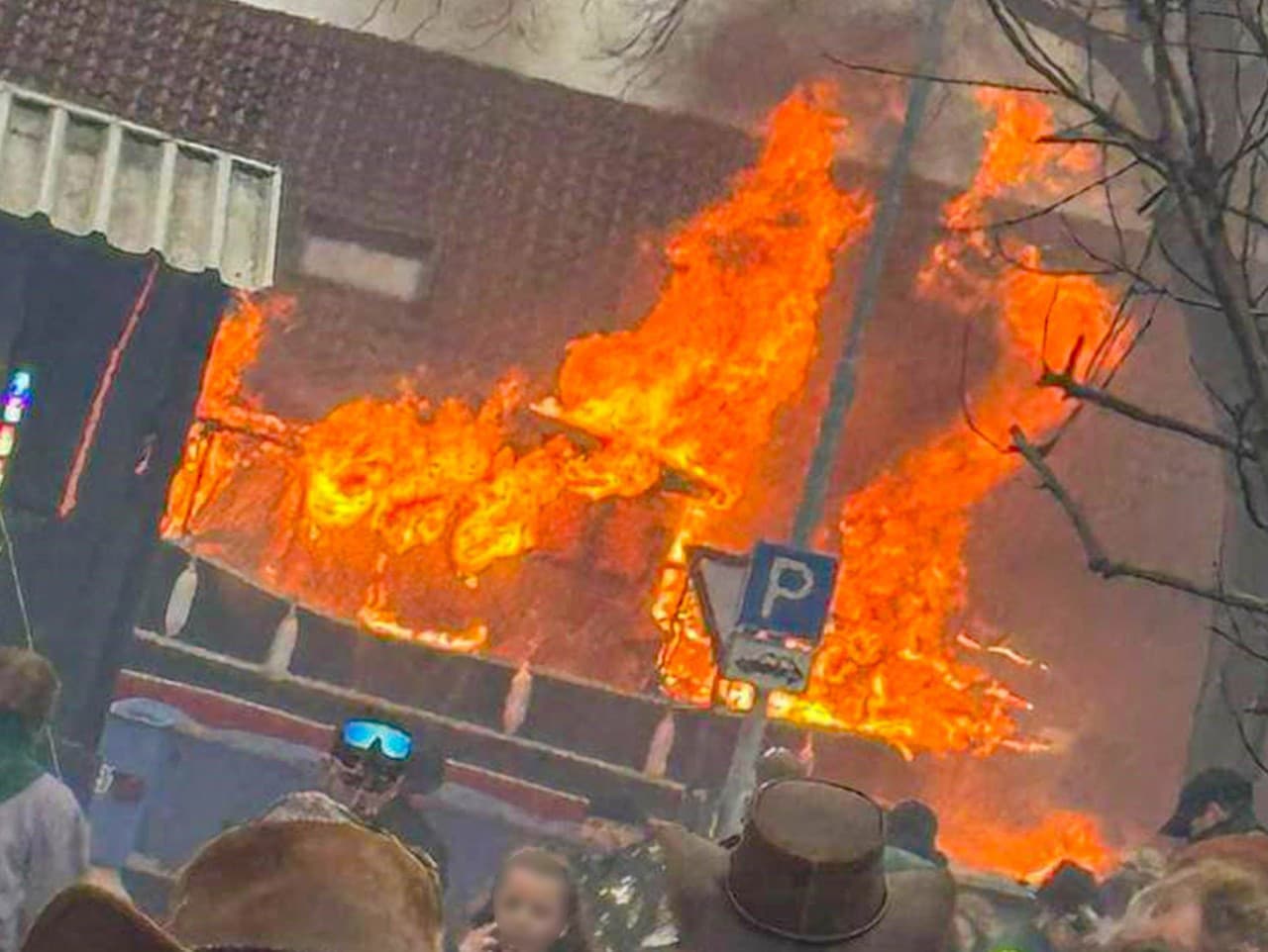 Požiar fašiangovej atrakcie v Nemecku