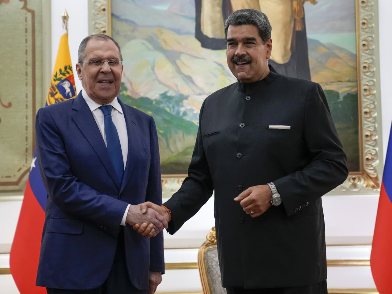 Sergej Lavrov a Nicolas Maduro