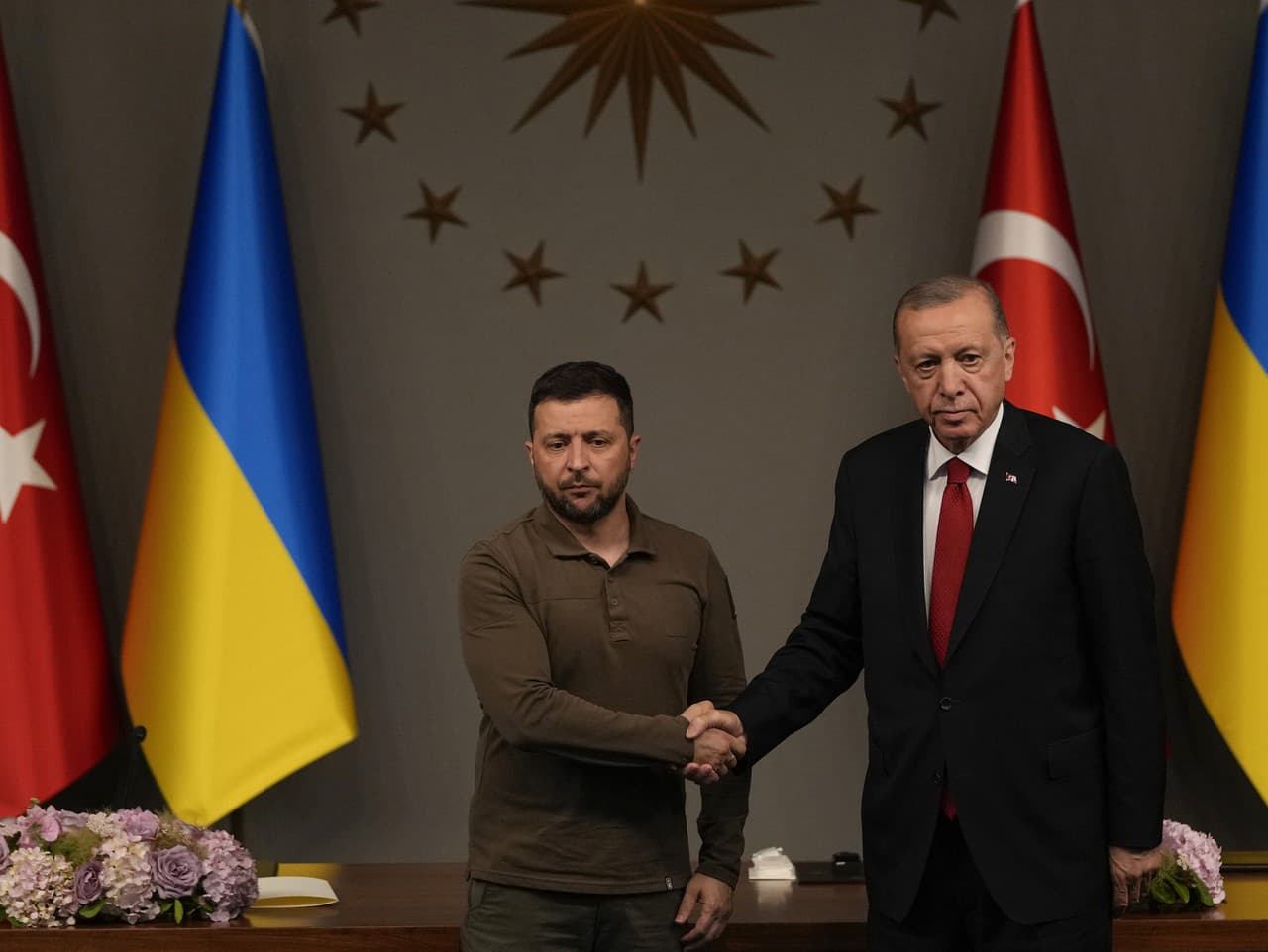Volodymyr Zelenskyj a turecký prezident Recep Tayyip Erdogan