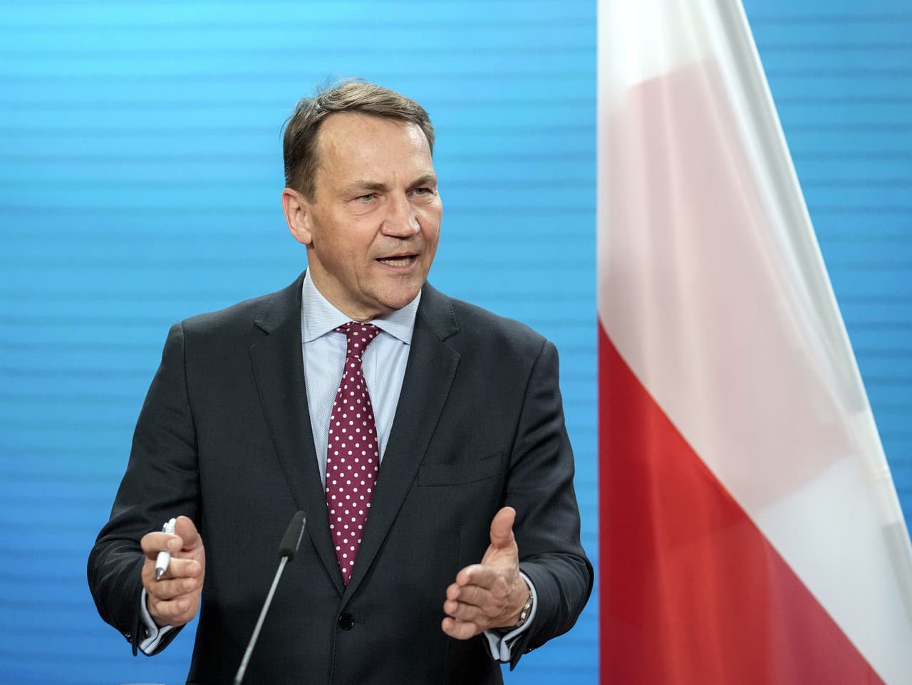 Poľský minister zahraničia Radoslaw Sikorski