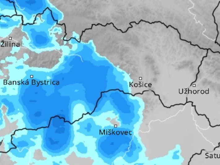 Zrážky majú byť výdatné a na niektorých miestach by mohli spôsobiť aj lokálne povodne