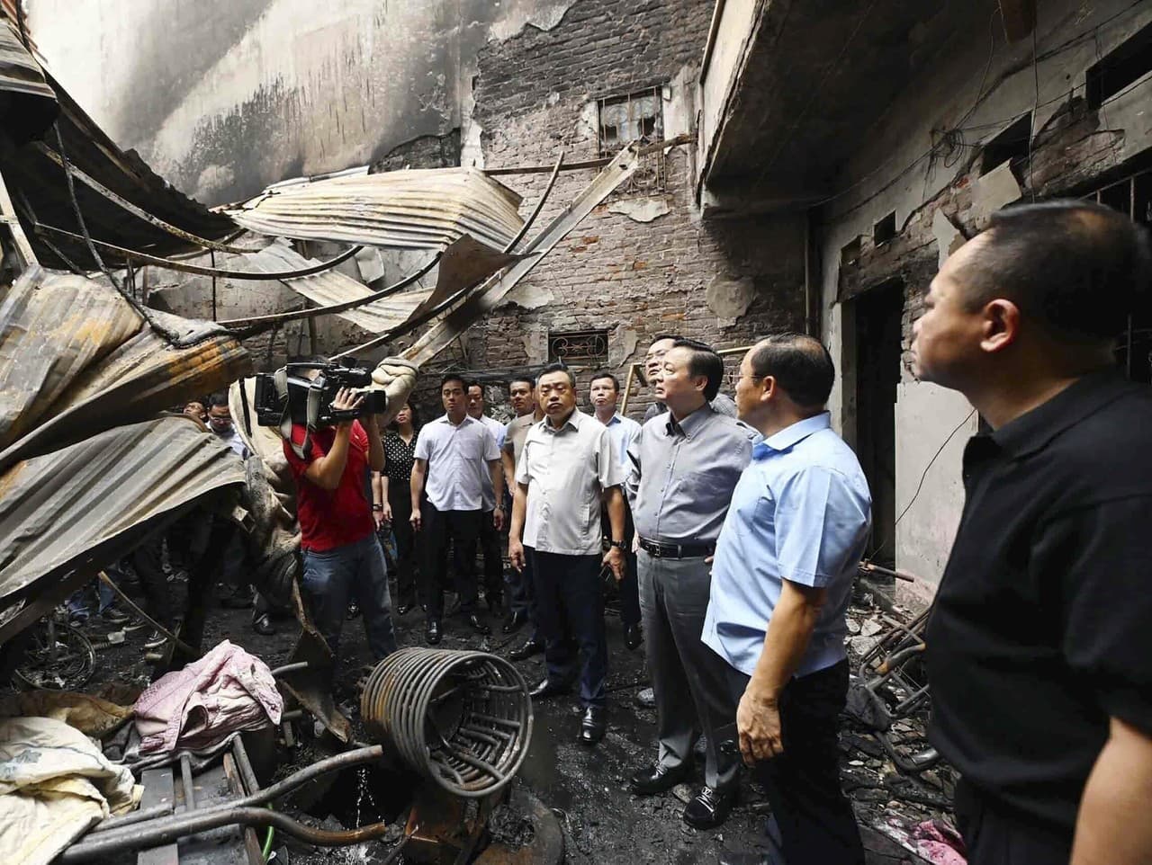 Najmenej 14 ľudí zahynulo pri požiari v rezidenčnej časti Hanoja
