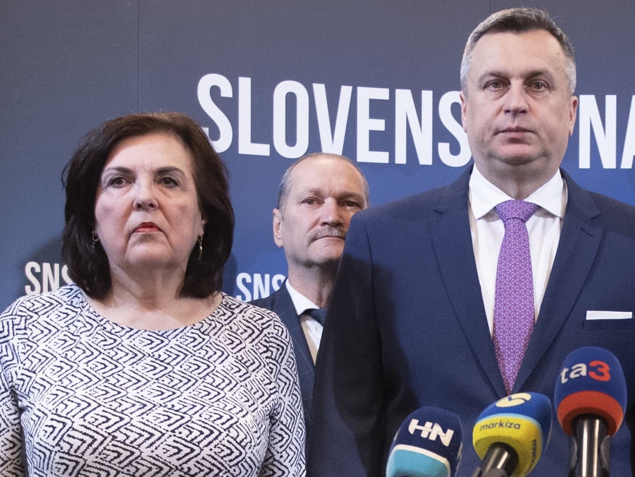 Dagmar Kramplová a Andrej Danko predložili s ďalšími dvoma poslancami do parlamentu návrh zákona