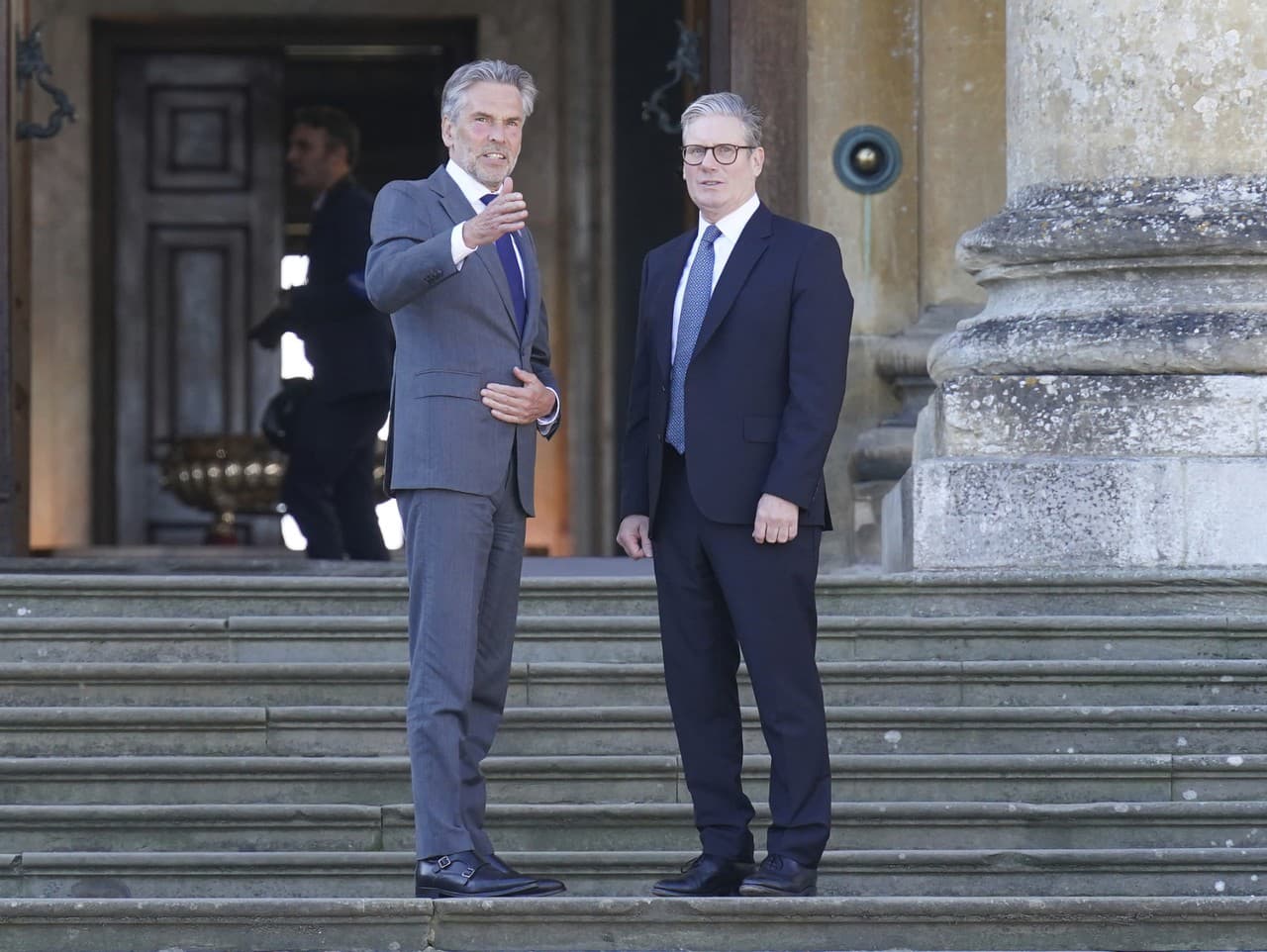 britský premiér Keir Starmer a holandský premiér Dick Schoof