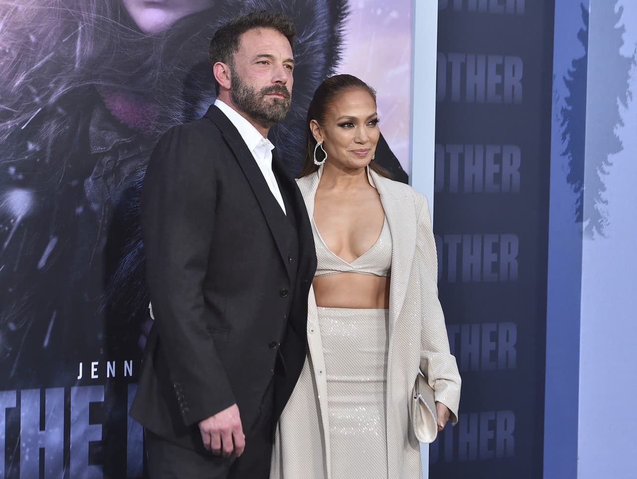 Ben Affleck a Jennifer Lopez na premiére filmu The Mother